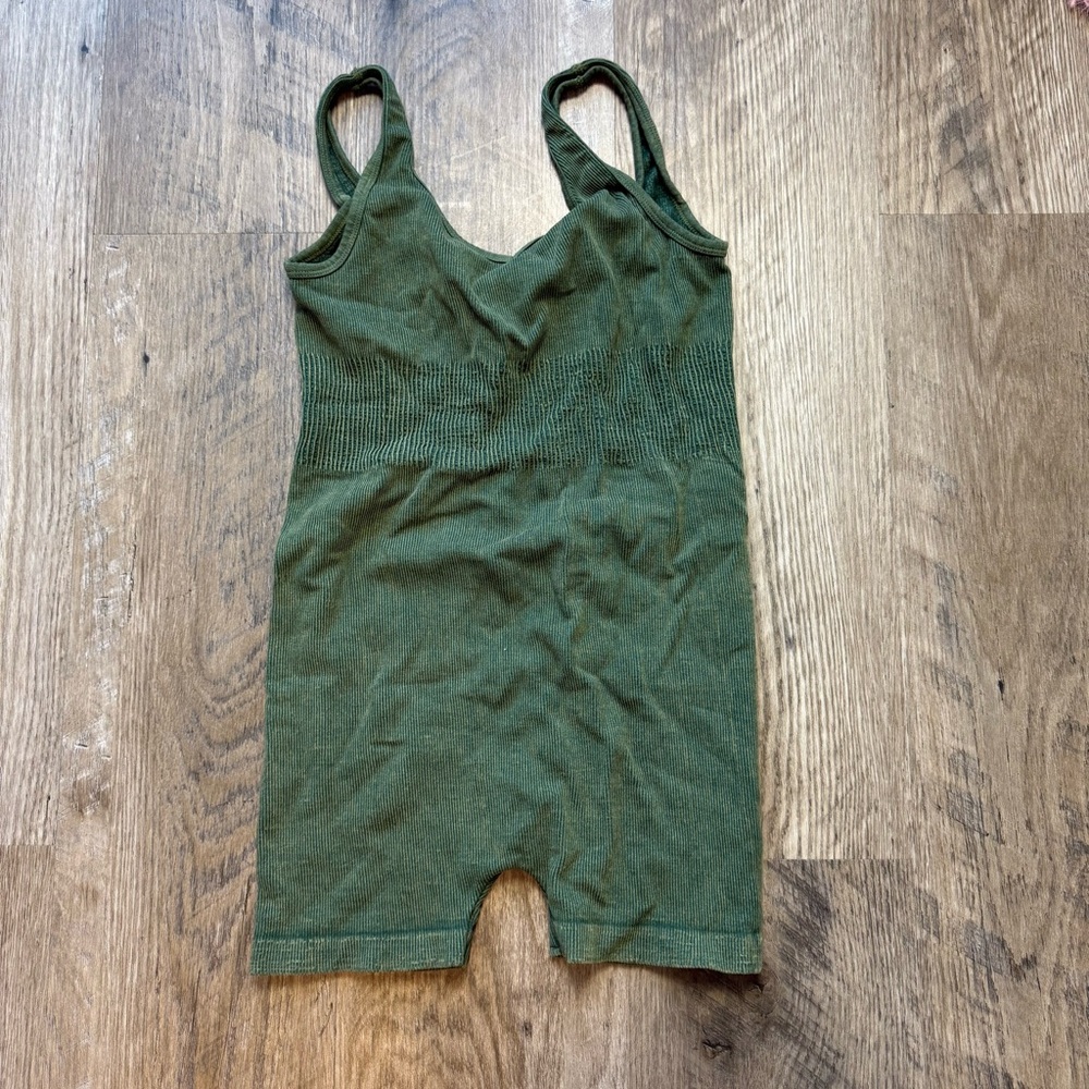 Ribbed Washed Romper - Picture 3 of 5